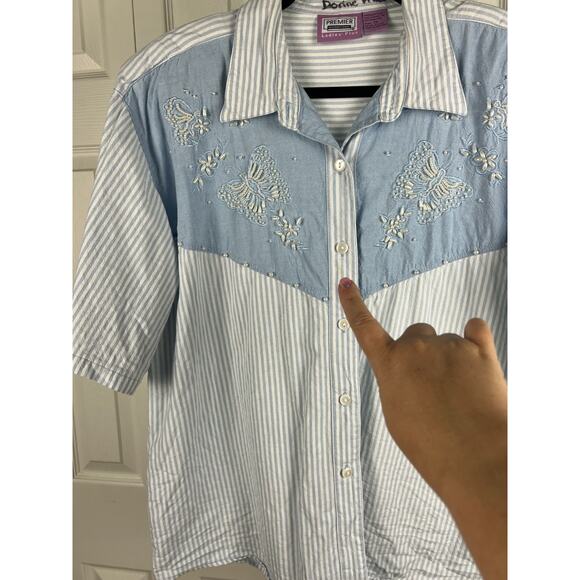Premier International Blue Striped Denim Faux Pearl Butterfly Embroidered Top 2X - Picture 5 of 8